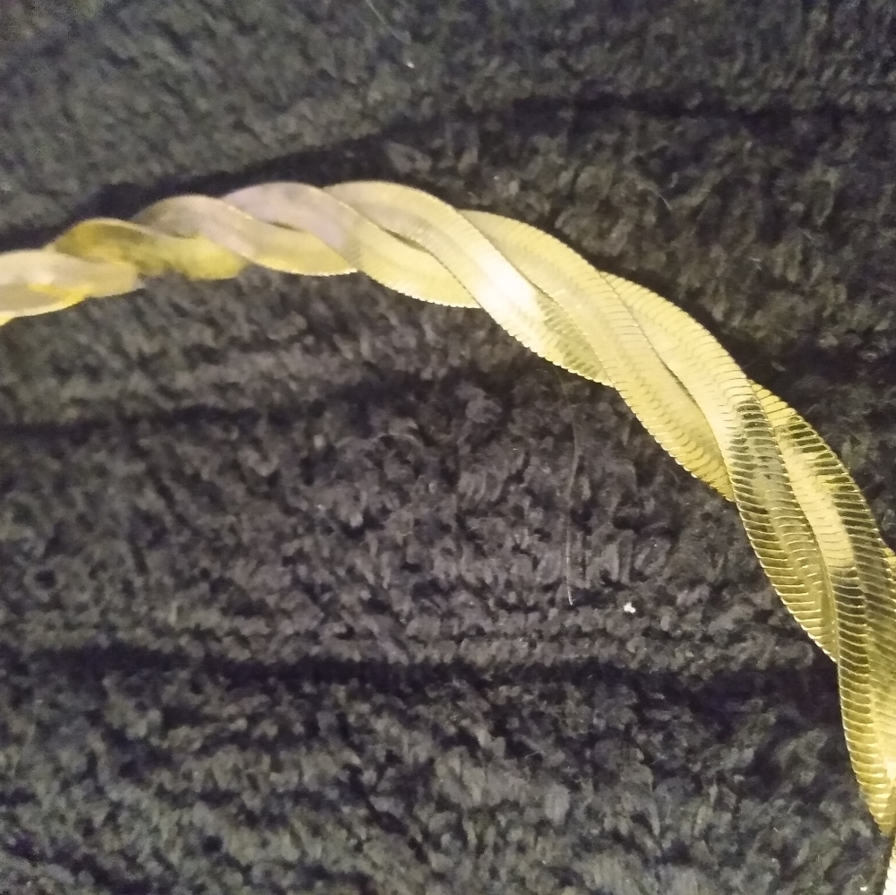 Necklace - Picture 3 of 7